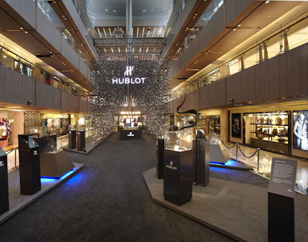 An award-winning pop-up concept encapsulating Hublot's brand values blended with our creative touch, titled as the 